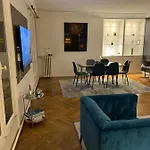 Magnificent Apartment With Eiffel Tower View