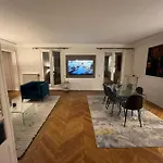 Magnificent Apartment With Eiffel Tower View